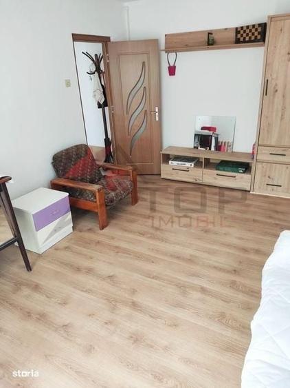 Apartament cu 3 camere semidecomandat în Zimbru