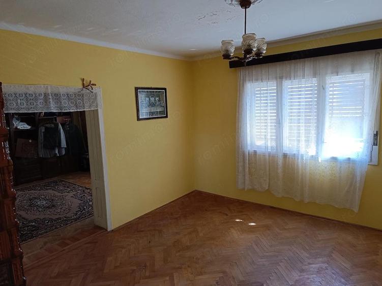 Vand casa pt o familie - 7
