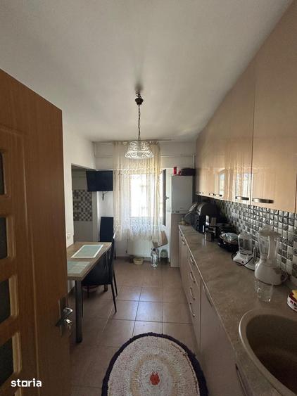 Apartament cu 3 camere în Coiciu
