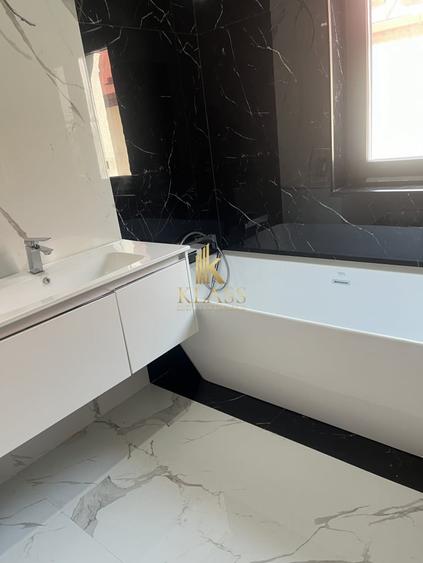 Vila individuala noua, 300 mp, 4 camere, 3 bai, curte, parcare, zona 1 Decembrie - 7