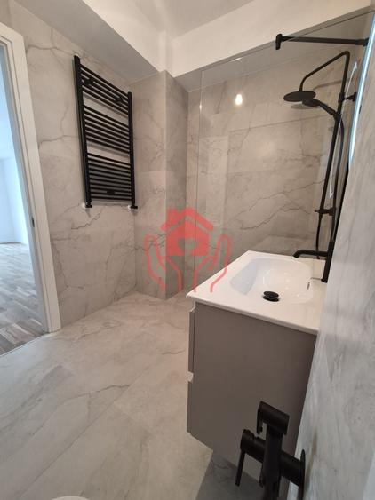 Apartament cu 2 camere semidecomandat în Iancu Nicolae