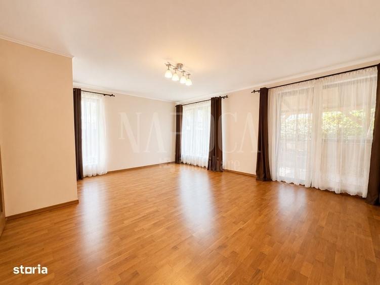 Casă cu 4 camere în Luna