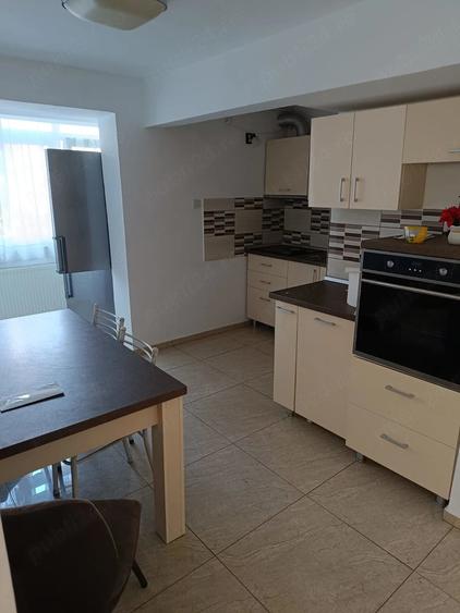 Apartament cu 2 camere decomandat în Decebal