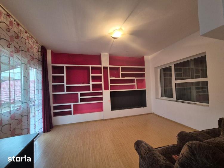 Casă cu 3 camere cu Teren 400 Mp în Central