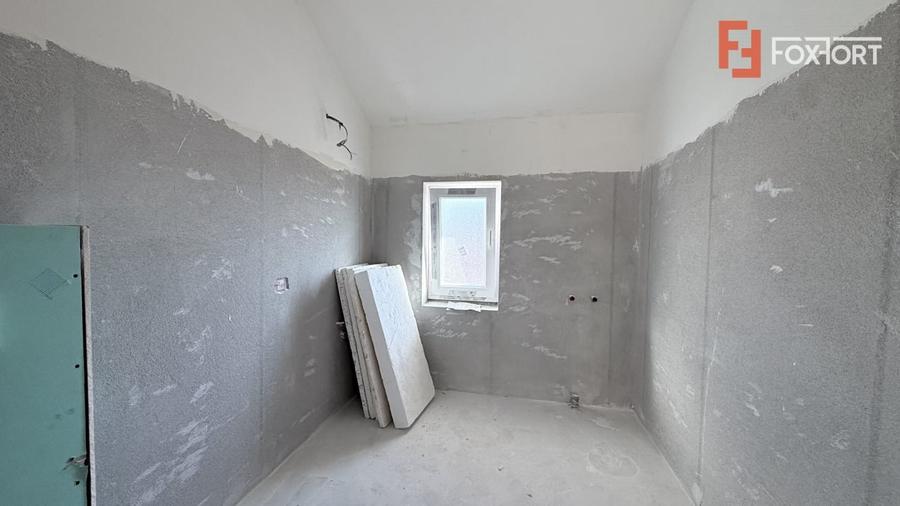 Duplex cu 4 camere cu Canalizare în Moșnița Veche