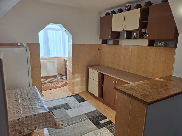 Apartament cu 2 camere decomandat în Sfântu Ilie