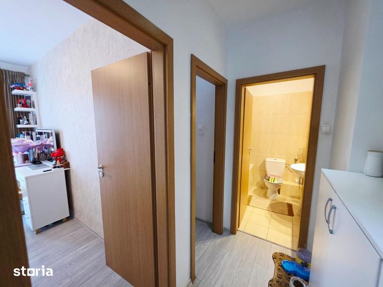 Apartament cu 3 camere decomandat în Blejoi