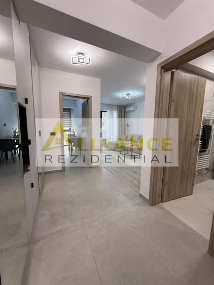 Garsonieră decomandată în Central