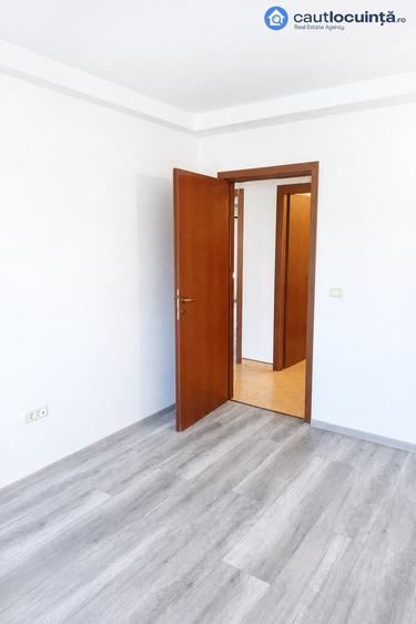 Casă individuală cu 4 camere cu Teren 300 Mp în Pipera