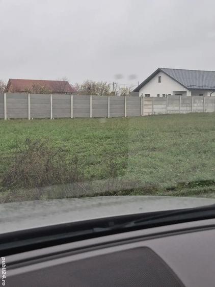 Teren de 700 mp, în Exterior Vest