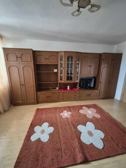 Garsonieră semidecomandată în Central
