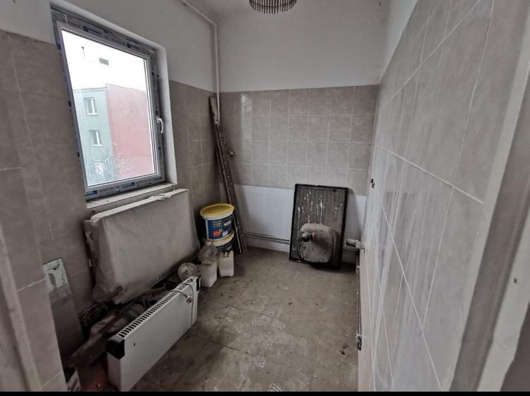 Garsonieră decomandată în Micro 1