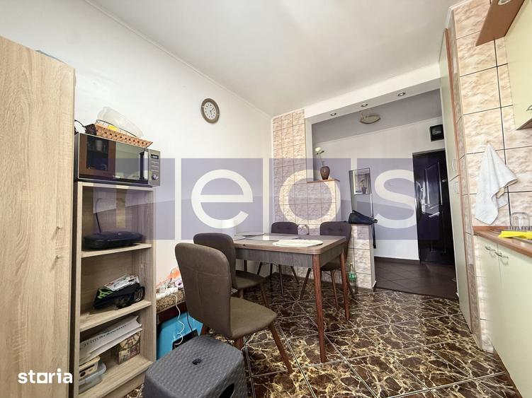 Apartament cu 3 camere decomandat în Dristor