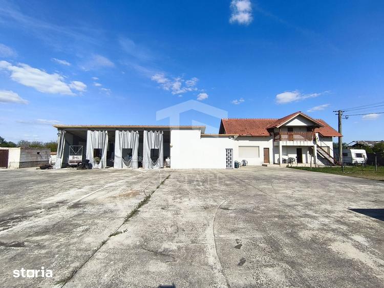 Casă cu 4 camere cu Teren 14340 Mp în Jebel