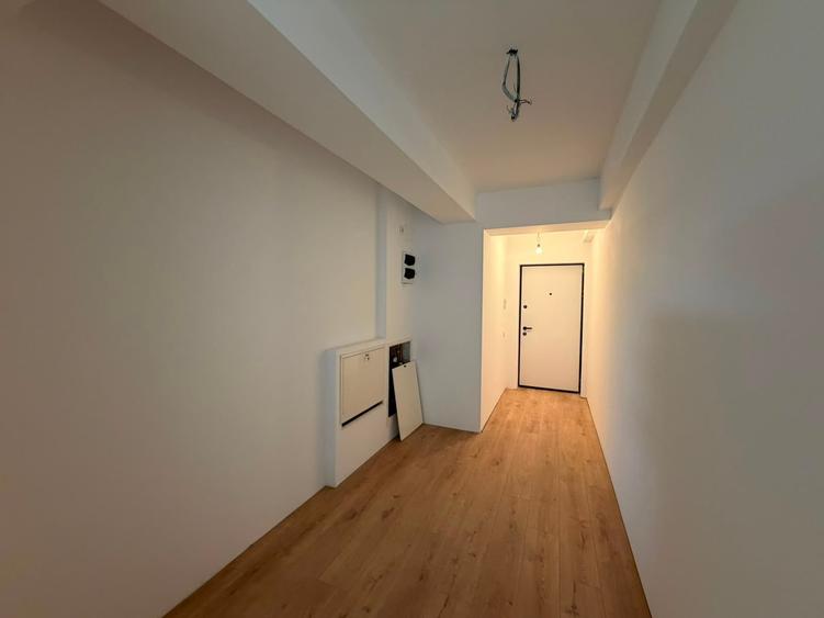 Apartament cu 2 camere semidecomandat în Pipera