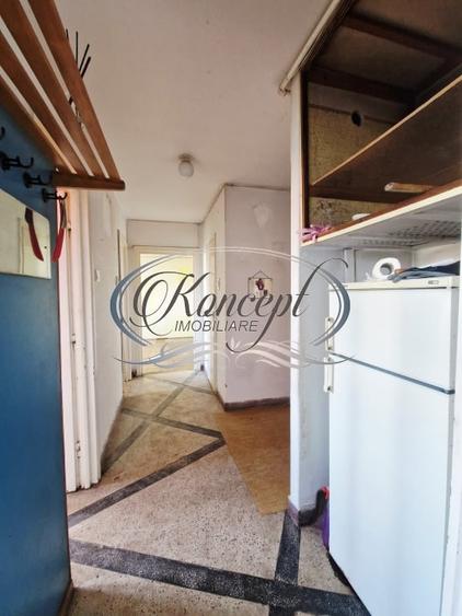 Apartament cu 2 camere decomandat în Central