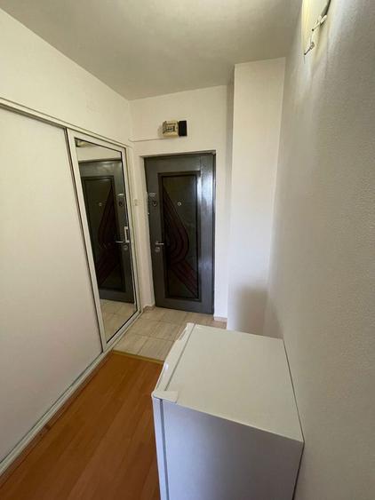 Garsonieră decomandată în Țiglina 1