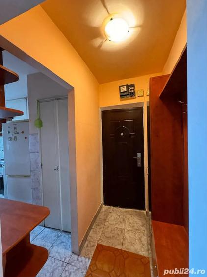 Apartament cu 2 camere semidecomandat în Mărăști