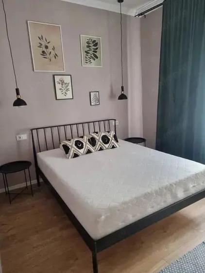 Casă cu 3 camere cu Teren 30 Mp în 7 Noiembrie