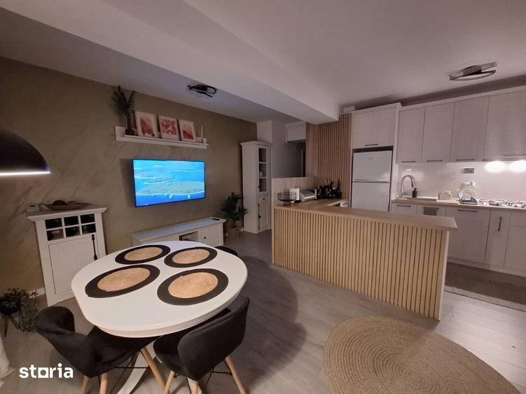 Apartament cu 3 camere în Calea București