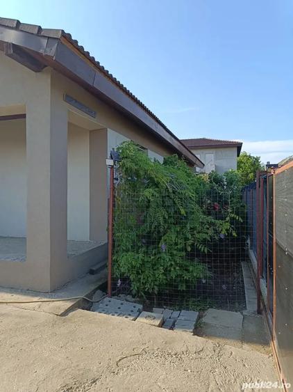 Casă cu 3 camere cu Teren 400 Mp în Săcălaz