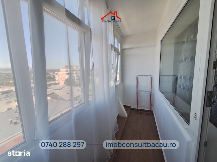 Apartament cu 3 camere decomandat în Letea