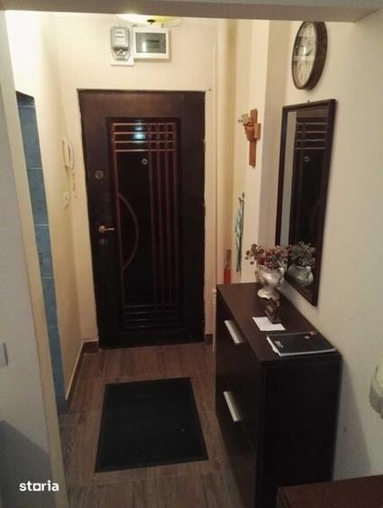 Proprietar vand ap. 2 cam. semidecomandat P-ta Doina - 7