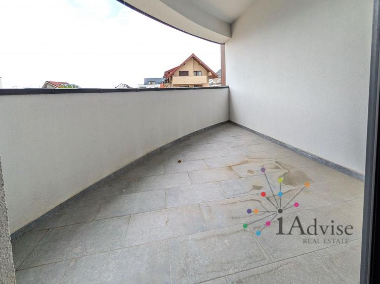 Apartament cu 2 camere decomandat, mobilat în Tractorul
