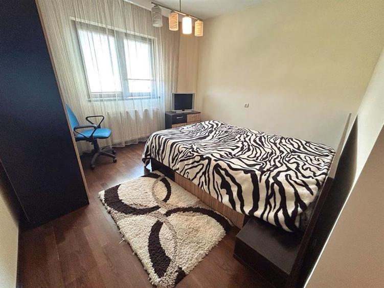 Apartament cu 3 camere decomandat în Cantacuzino