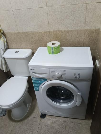 Apartament cu 2 camere nedecomandat în Roșu
