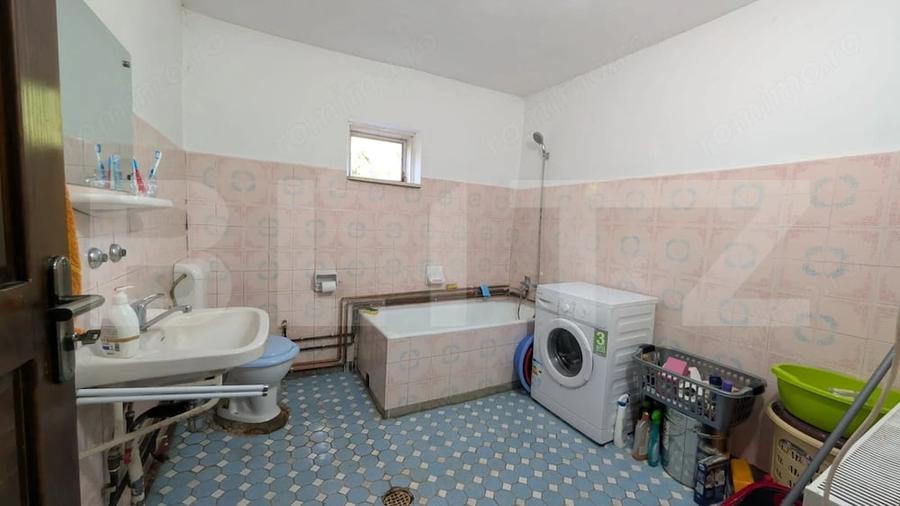 Casă cu Teren 2180 Mp în Central
