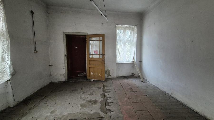 Casă individuală cu 7 camere cu Teren 666 Mp în Aiud