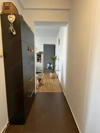 Vanzare Apartament 3 Camere Semidecomandat Berceni-Secuilor - 1