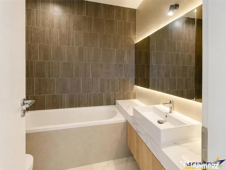 Apartament cu 2 camere decomandat în Noua