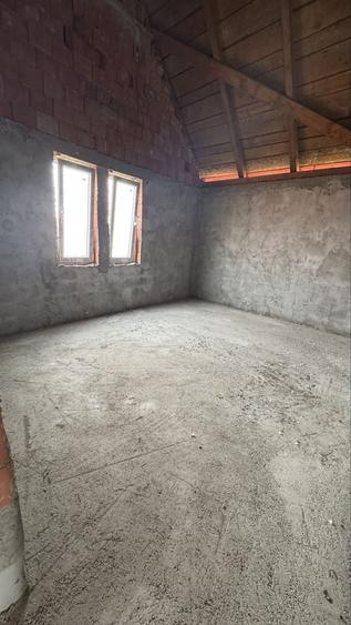 Casă cu 4 camere cu Teren 450 Mp în Sânnicolau Mare