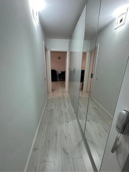 Vanzare apartament 2 camere Militari Lacul Morii Orsova - 1