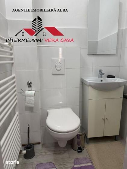 Apartament cu 3 camere decomandat în Cetate