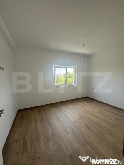 Casă cu 4 camere cu Teren 300 Mp în Ghiroda
