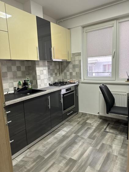 Apartament cu 2 camere nedecomandat în Olteniței