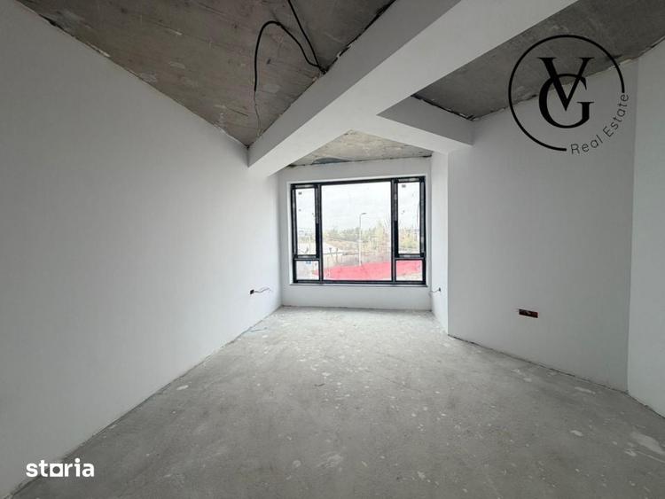 Casă cu 4 camere decomandat cu Teren 211 Mp în Palazu Mare