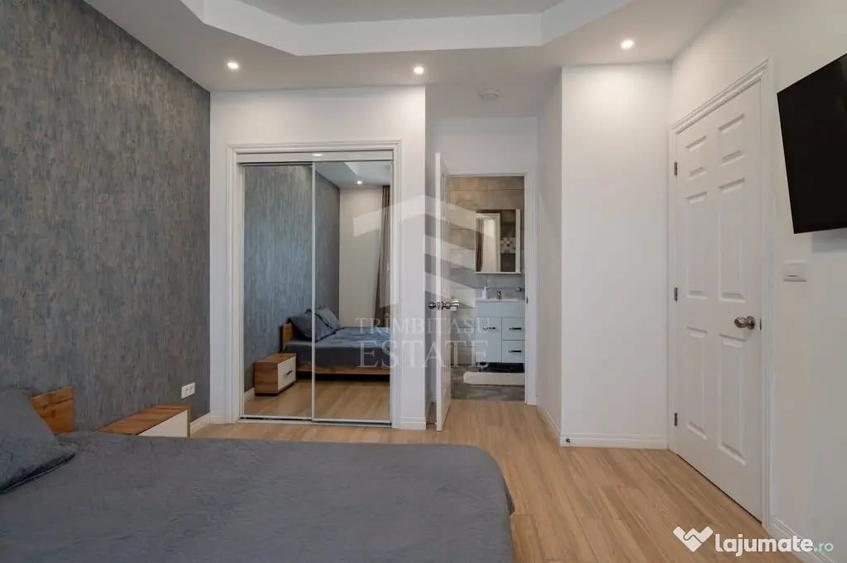 Casă cu 5 camere cu Teren 795 Mp în Siminoc