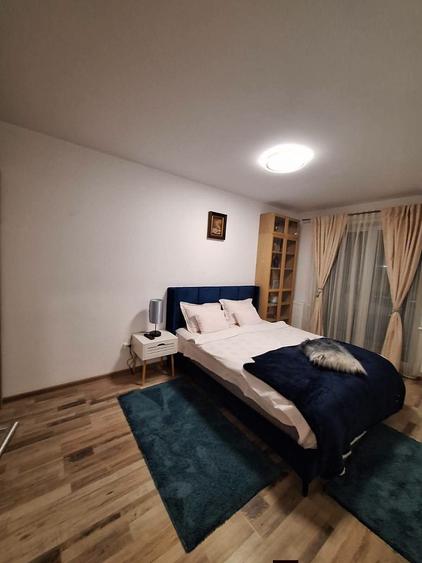 Apartament cu 2 camere decomandat în Exterior Vest