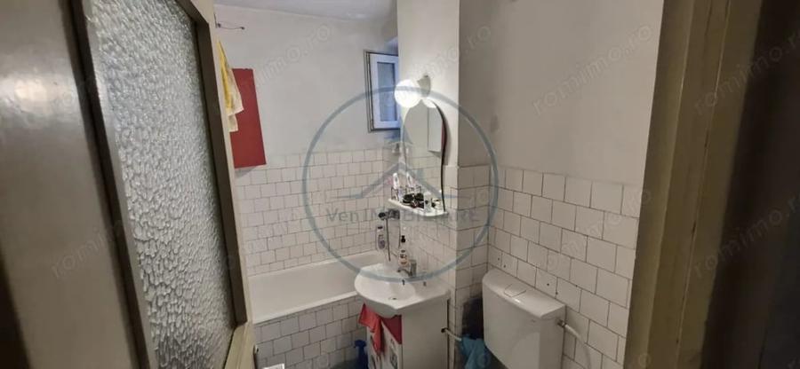 Apartament cu 3 camere decomandat în Decebal
