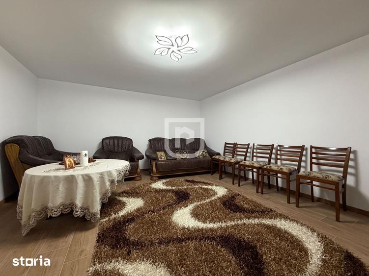 Casă cu 3 camere cu Teren 2000 Mp în Adâncata