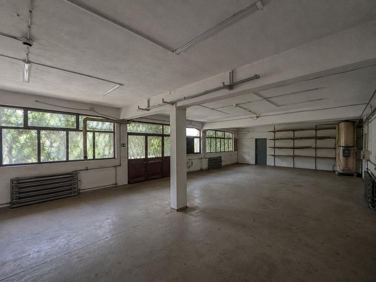 Casă individuală cu 6 camere cu Teren 514 Mp în Central
