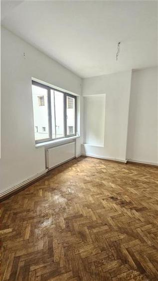 Apartament cu 3 camere circular în Kogălniceanu