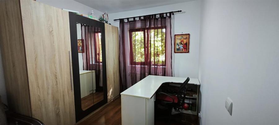 Apartament cu 5 camere decomandat în Lunca Cetățuii
