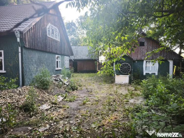 Casă cu 3 camere cu Teren 6500 Mp în Negostina