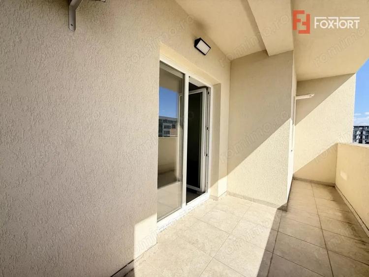 Apartament cu 3 camere semidecomandat în Torontalului