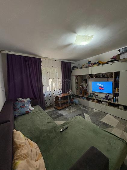 Apartament cu 2 camere semidecomandat în Brâncoveanu
